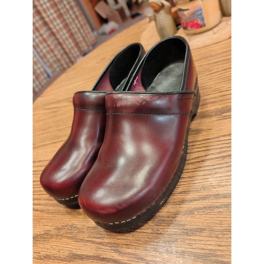 Sanita Danish Clogs Burgundy Womens Size 11.5/12 (43)